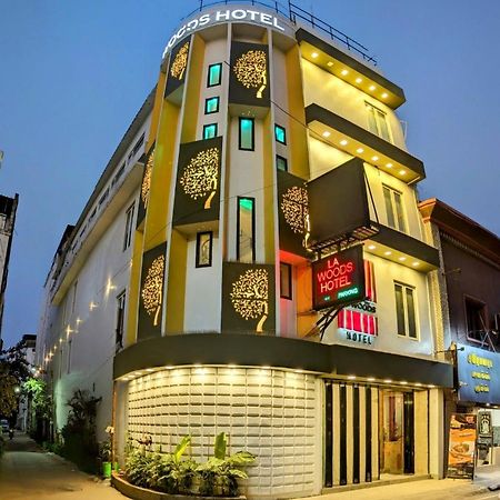 La Woods Hotel Ченнаї Екстер'єр фото